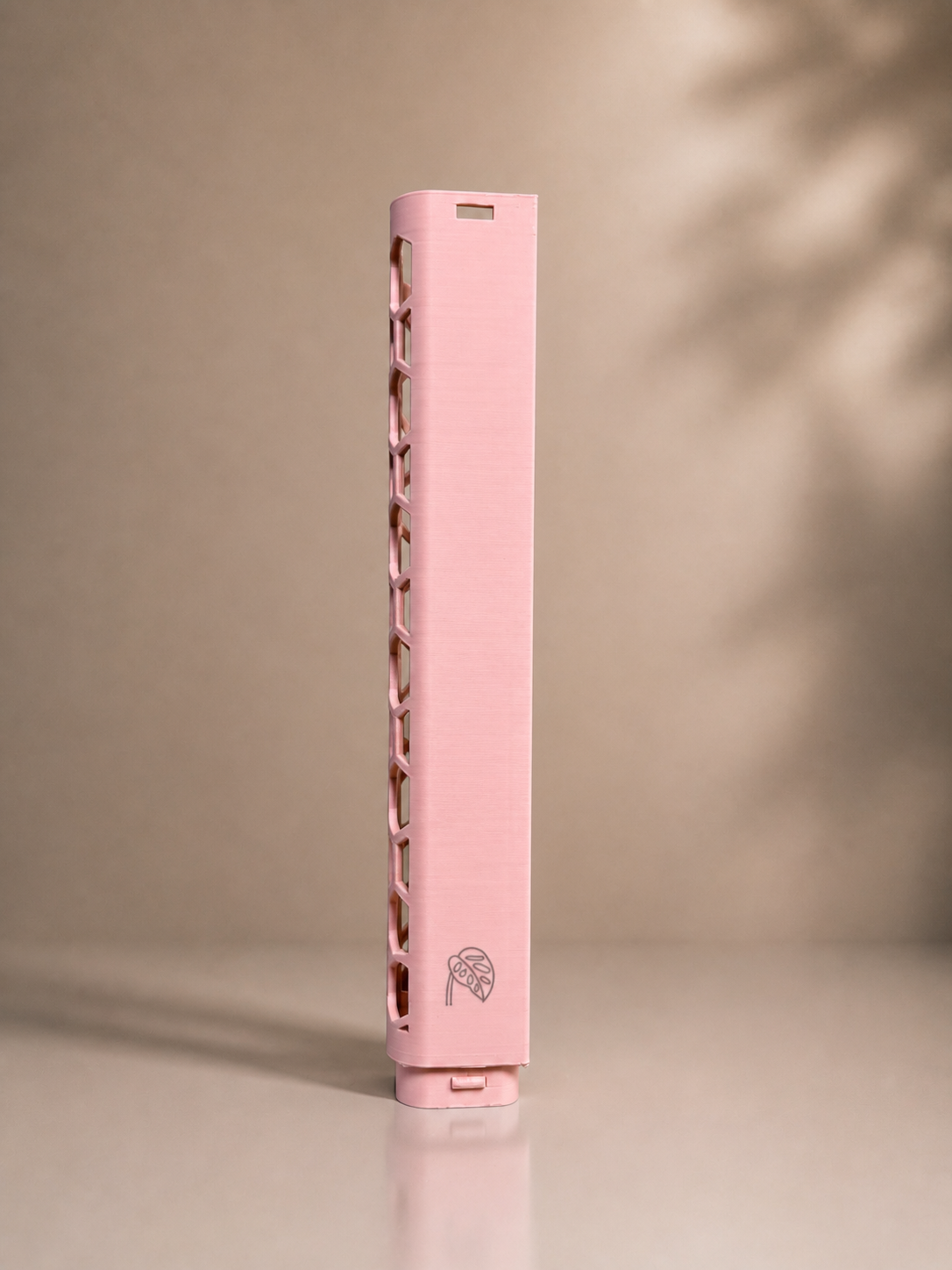 Mosspole S in Beige – 3D-gedruckte Rankhilfe für Kletterpflanzen, Seitenansicht